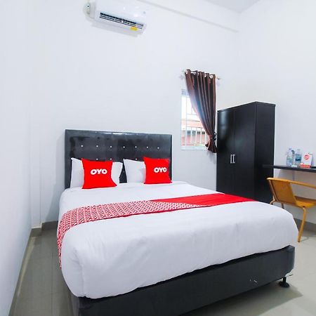 Oyo 1653 Fajar Residence Pekanbaru Ngoại thất bức ảnh