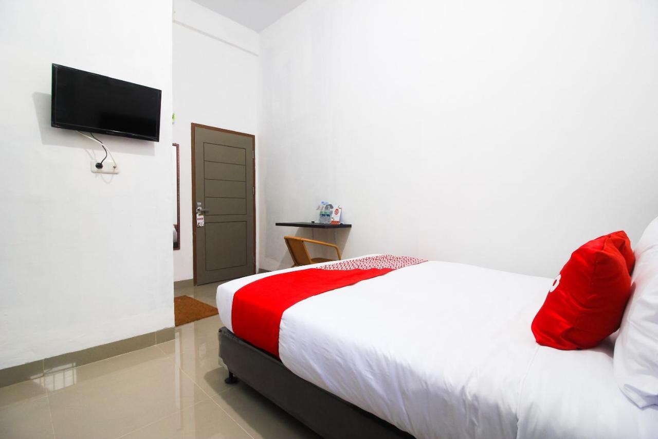 Oyo 1653 Fajar Residence Pekanbaru Ngoại thất bức ảnh