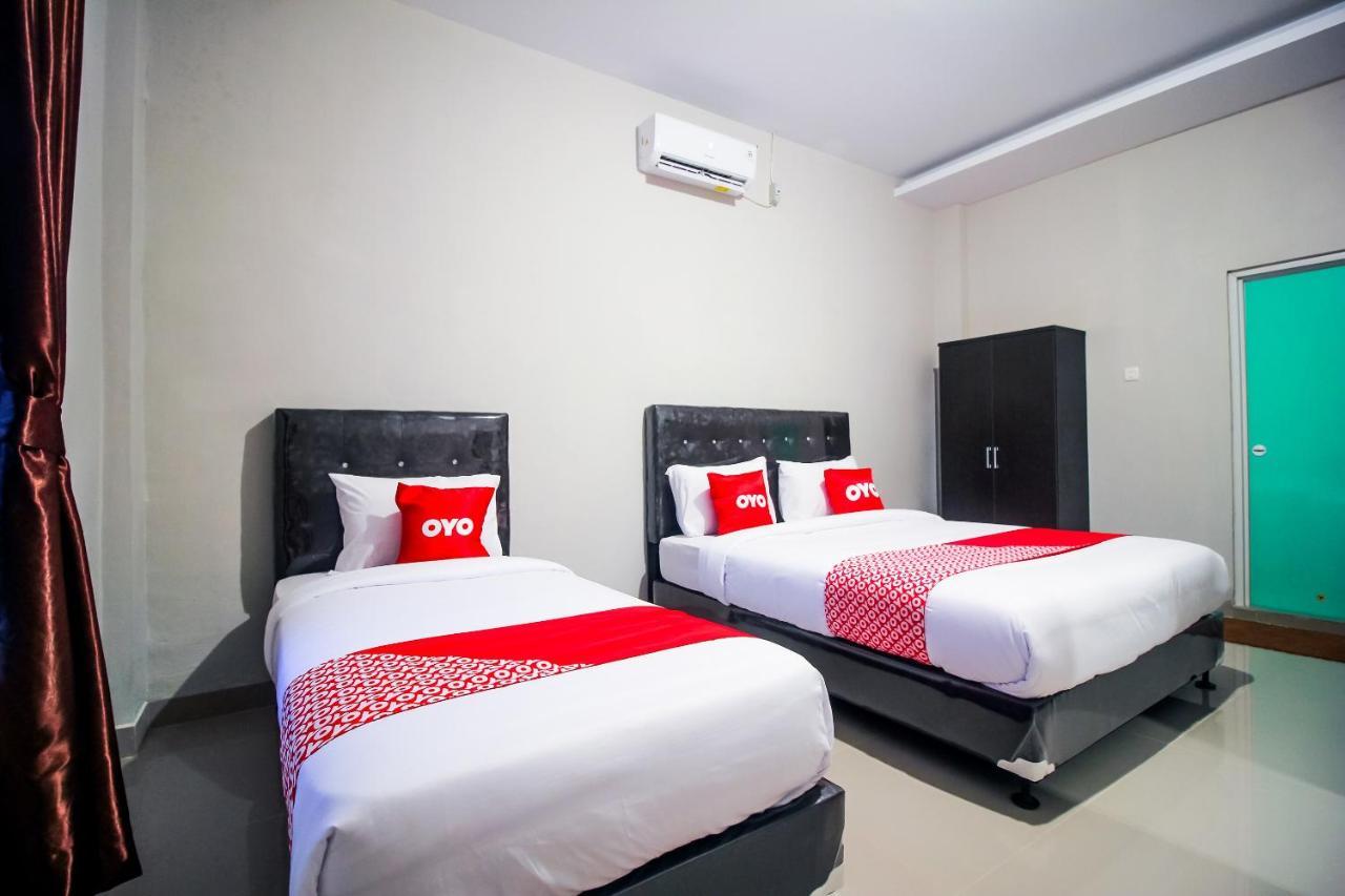 Oyo 1653 Fajar Residence Pekanbaru Ngoại thất bức ảnh
