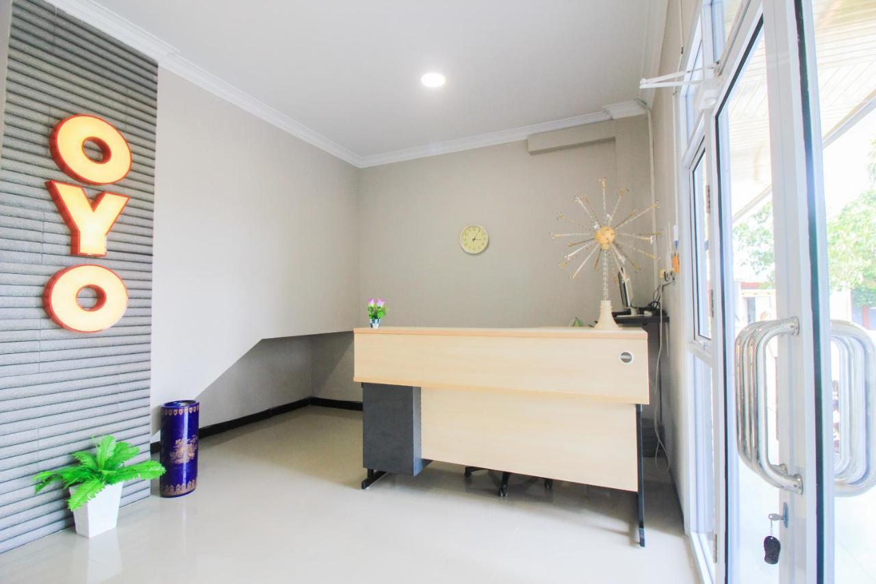 Oyo 1653 Fajar Residence Pekanbaru Ngoại thất bức ảnh