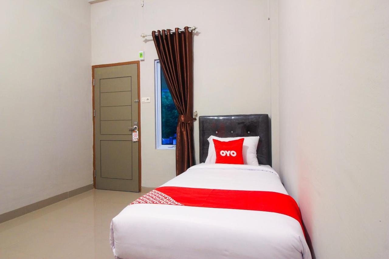 Oyo 1653 Fajar Residence Pekanbaru Ngoại thất bức ảnh