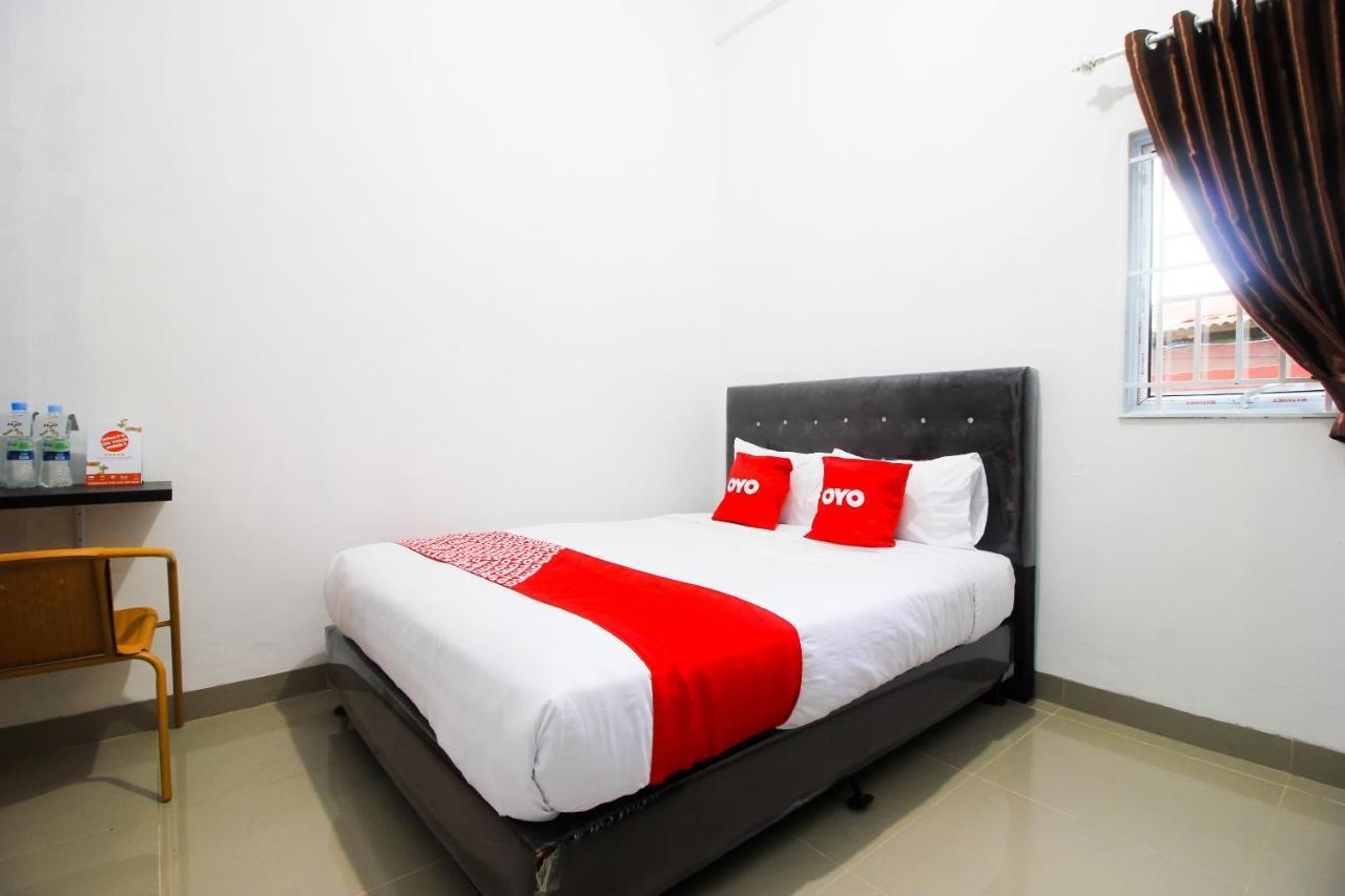 Oyo 1653 Fajar Residence Pekanbaru Ngoại thất bức ảnh