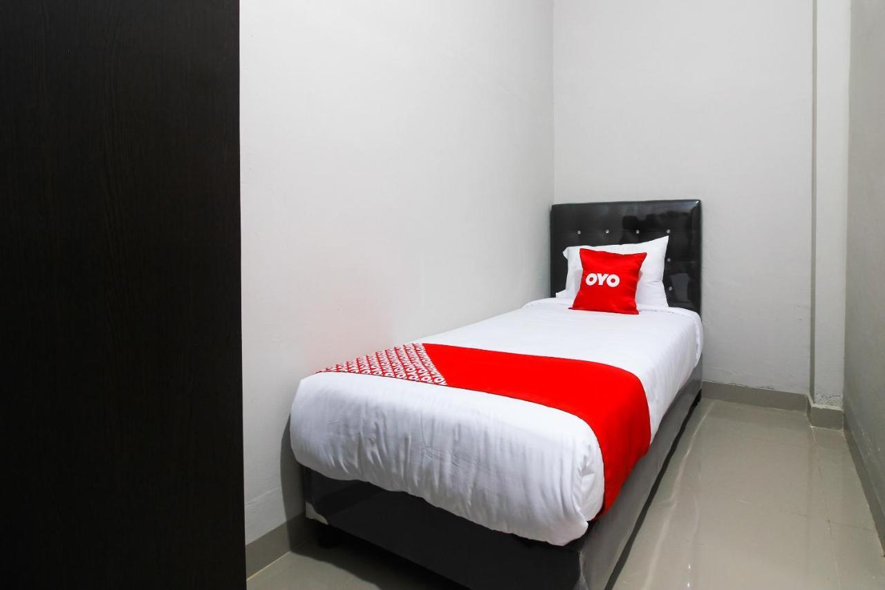 Oyo 1653 Fajar Residence Pekanbaru Ngoại thất bức ảnh