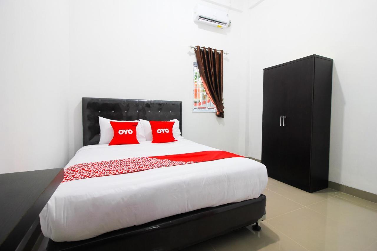 Oyo 1653 Fajar Residence Pekanbaru Ngoại thất bức ảnh