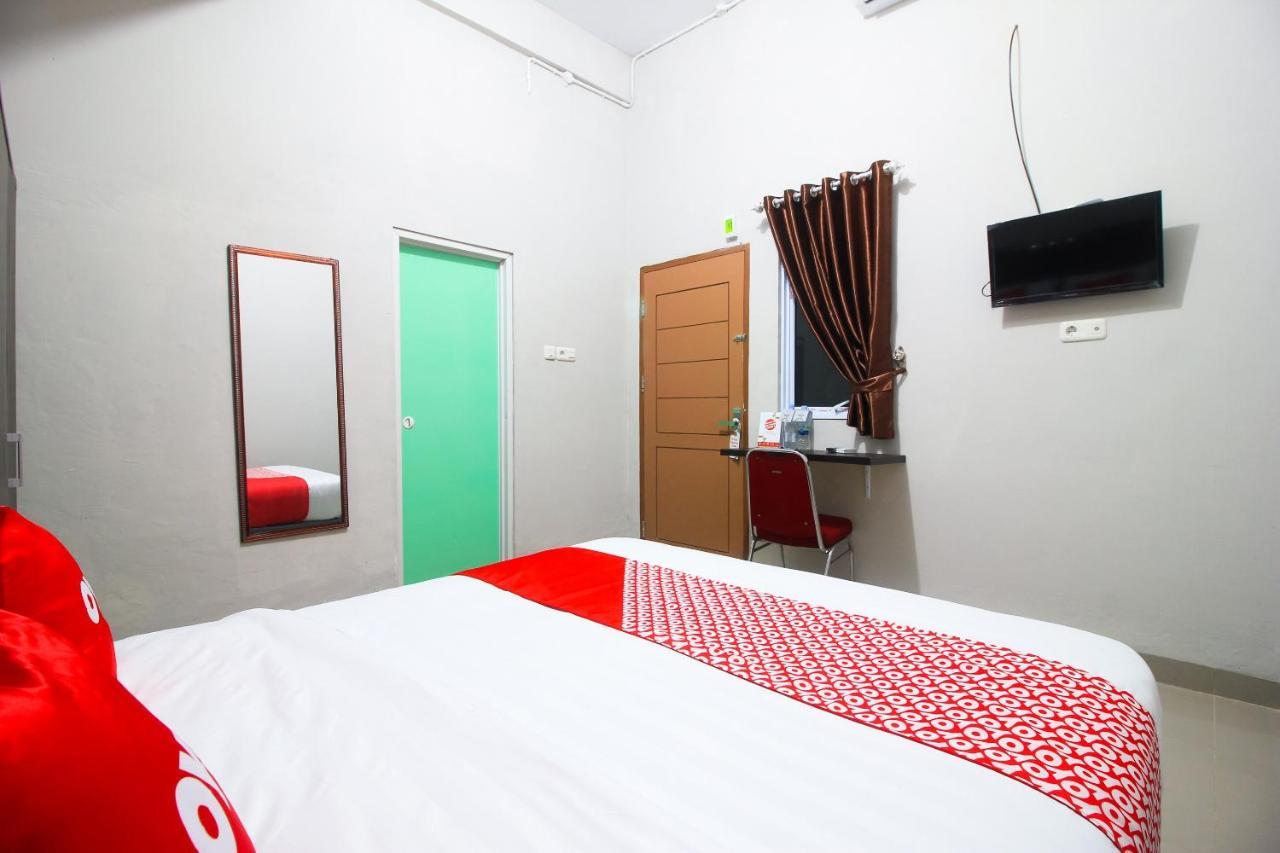 Oyo 1653 Fajar Residence Pekanbaru Ngoại thất bức ảnh