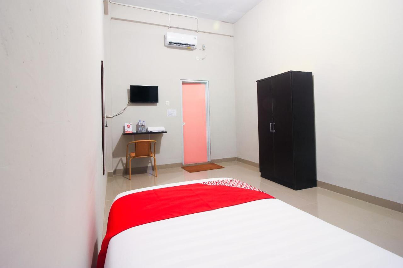 Oyo 1653 Fajar Residence Pekanbaru Ngoại thất bức ảnh