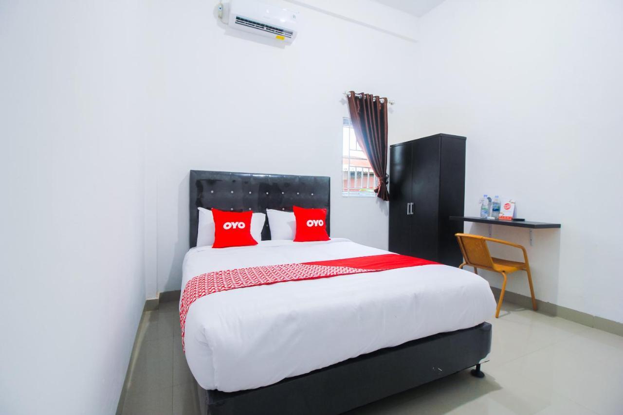 Oyo 1653 Fajar Residence Pekanbaru Ngoại thất bức ảnh