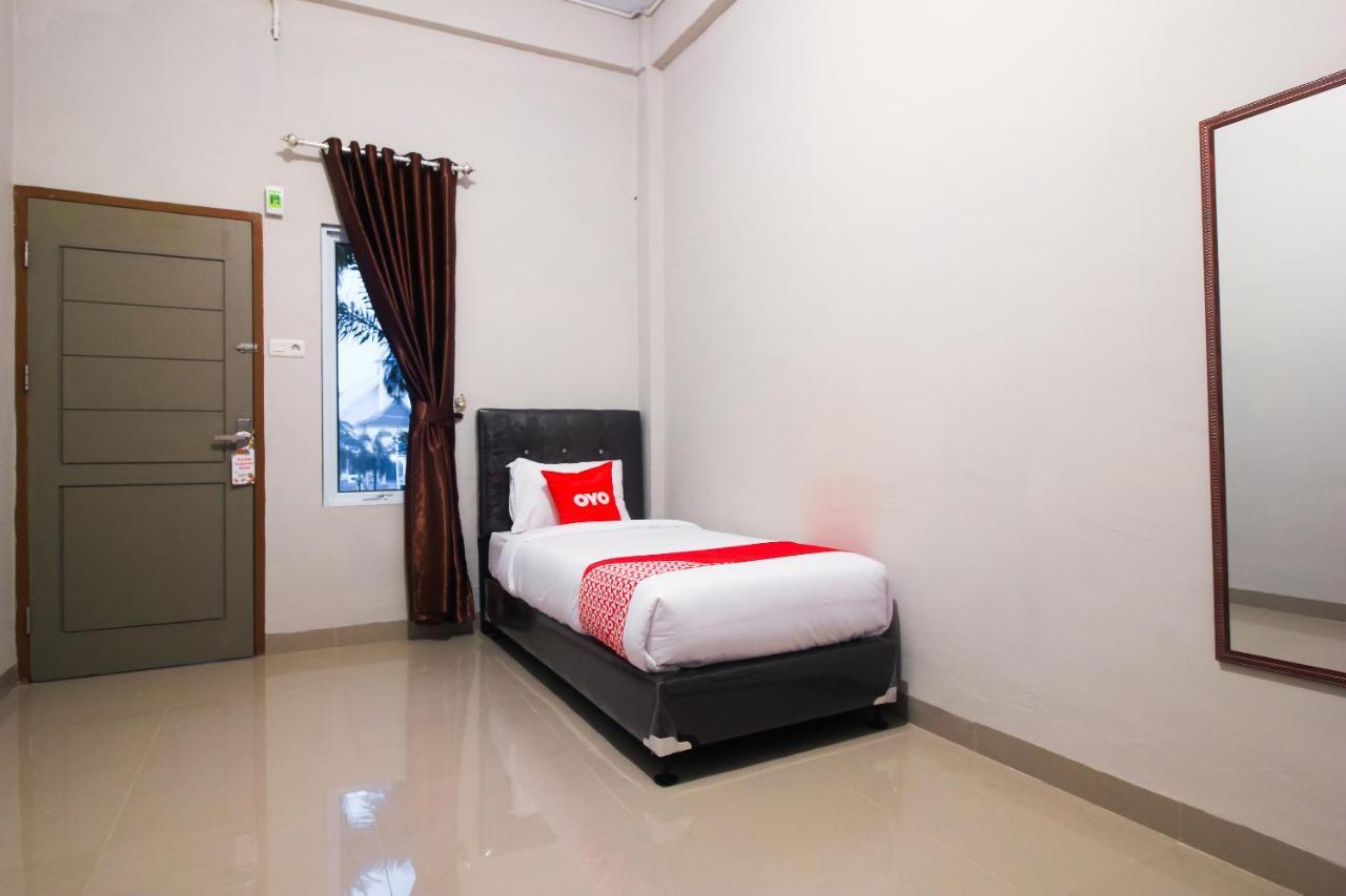 Oyo 1653 Fajar Residence Pekanbaru Ngoại thất bức ảnh