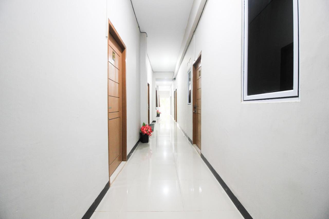 Oyo 1653 Fajar Residence Pekanbaru Ngoại thất bức ảnh