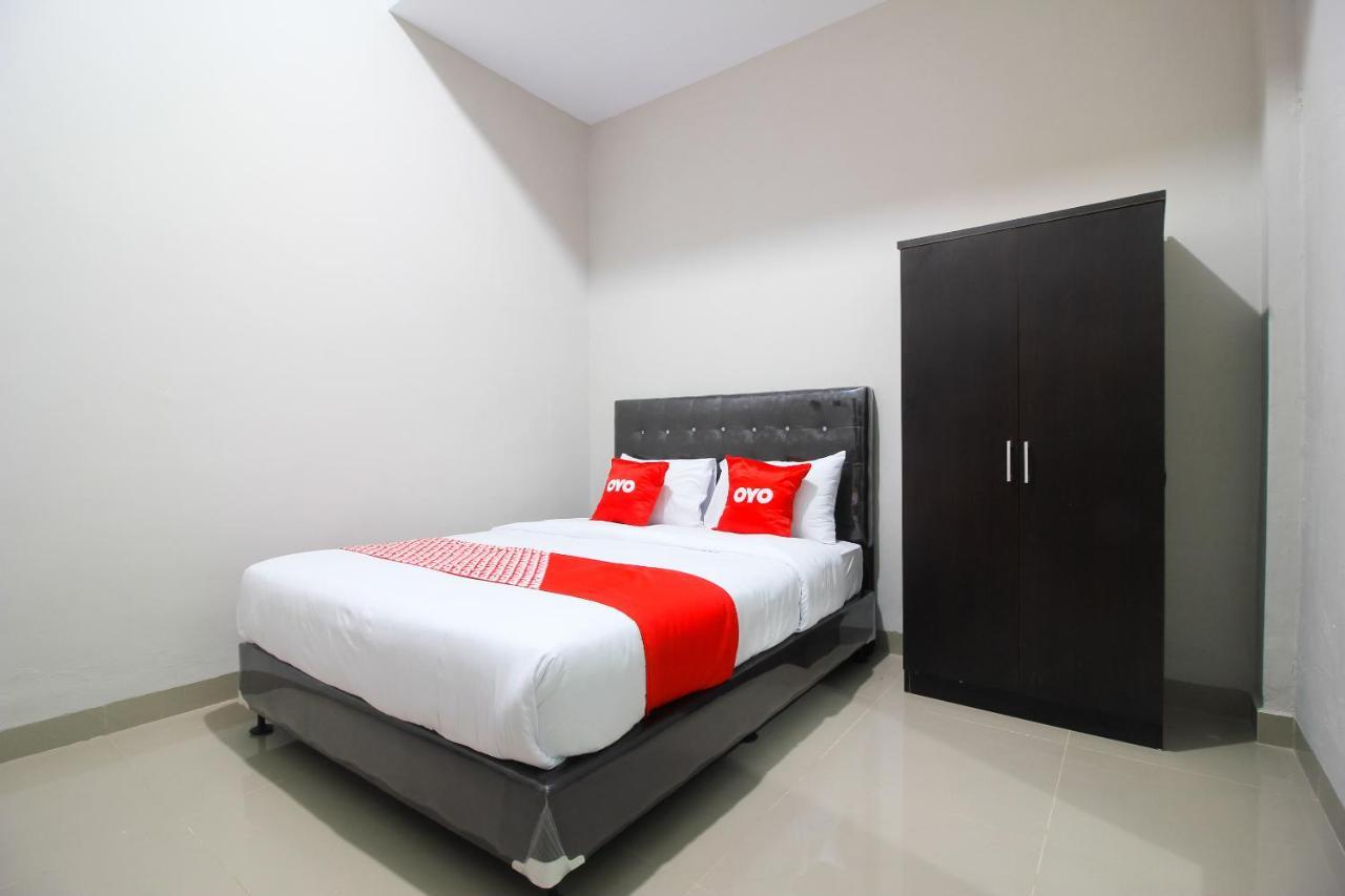 Oyo 1653 Fajar Residence Pekanbaru Ngoại thất bức ảnh
