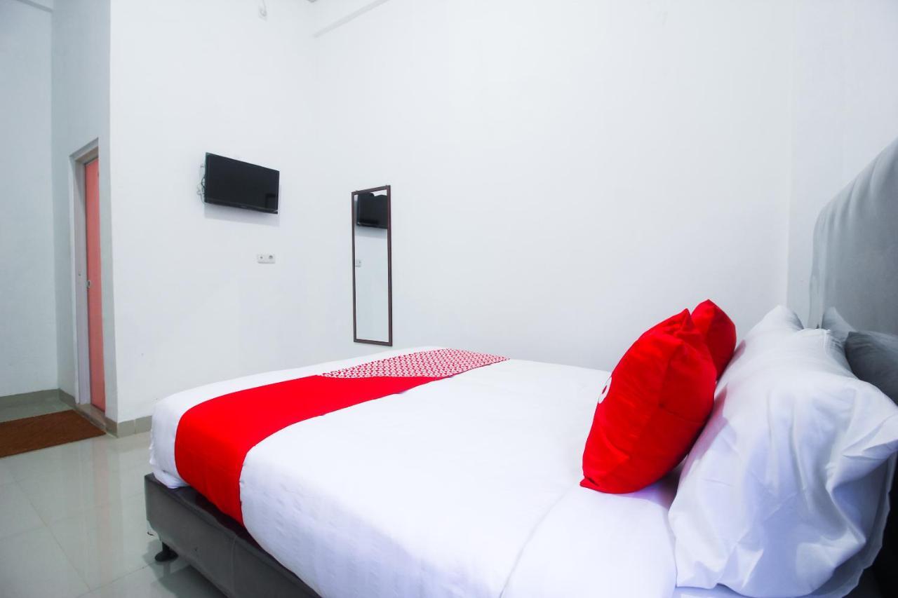 Oyo 1653 Fajar Residence Pekanbaru Ngoại thất bức ảnh